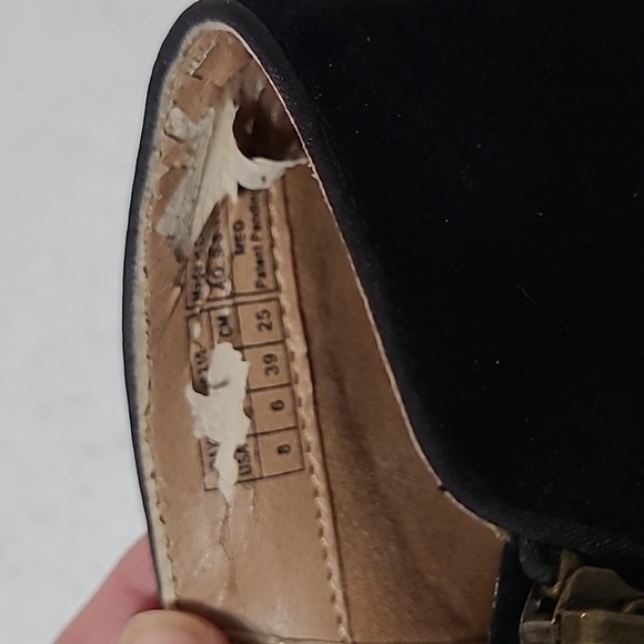 Vionic Black Suede Ankle Booties with Perforated Design size 8 - Picture 13 of 15